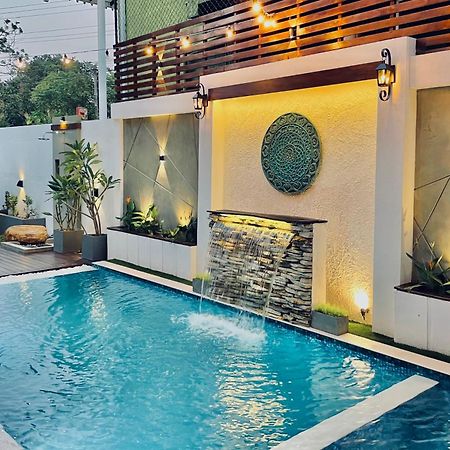 8 Plus Motels Negombo Eksteriør billede