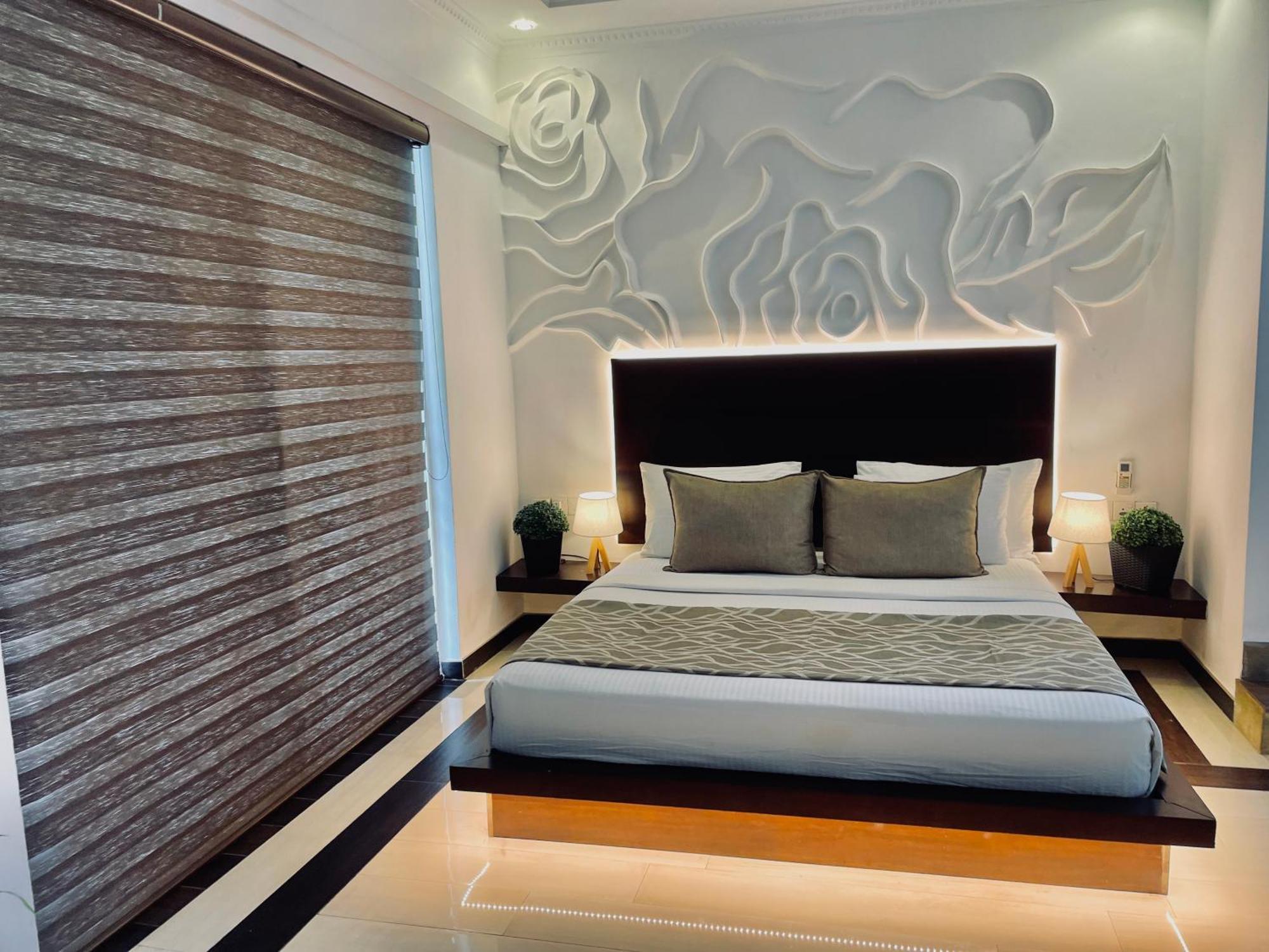 8 Plus Motels Negombo Eksteriør billede