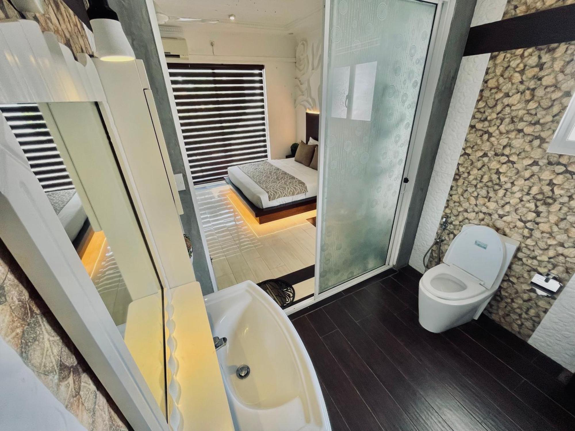 8 Plus Motels Negombo Eksteriør billede