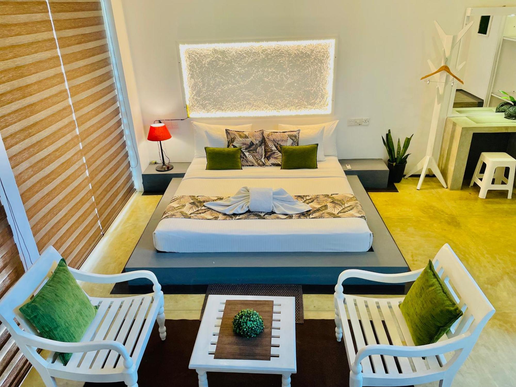 8 Plus Motels Negombo Eksteriør billede